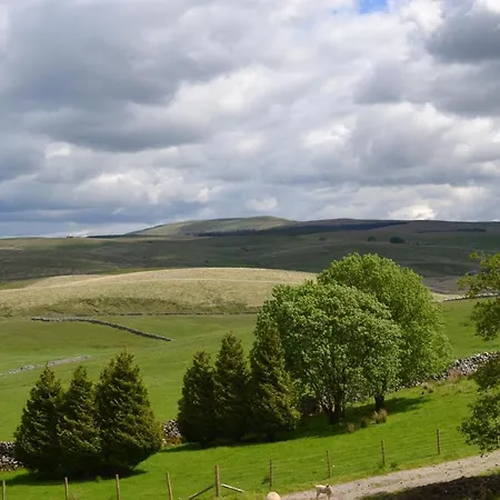 Ashes Farm - Ingleborough Barn Cottage, With 3 Peaks Views, Near Settle Exterior foto
