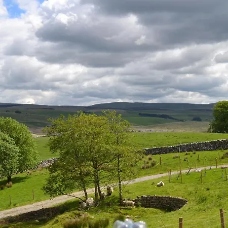 Ashes Farm - Ingleborough Barn Cottage, With 3 Peaks Views, Near Settle Exterior foto
